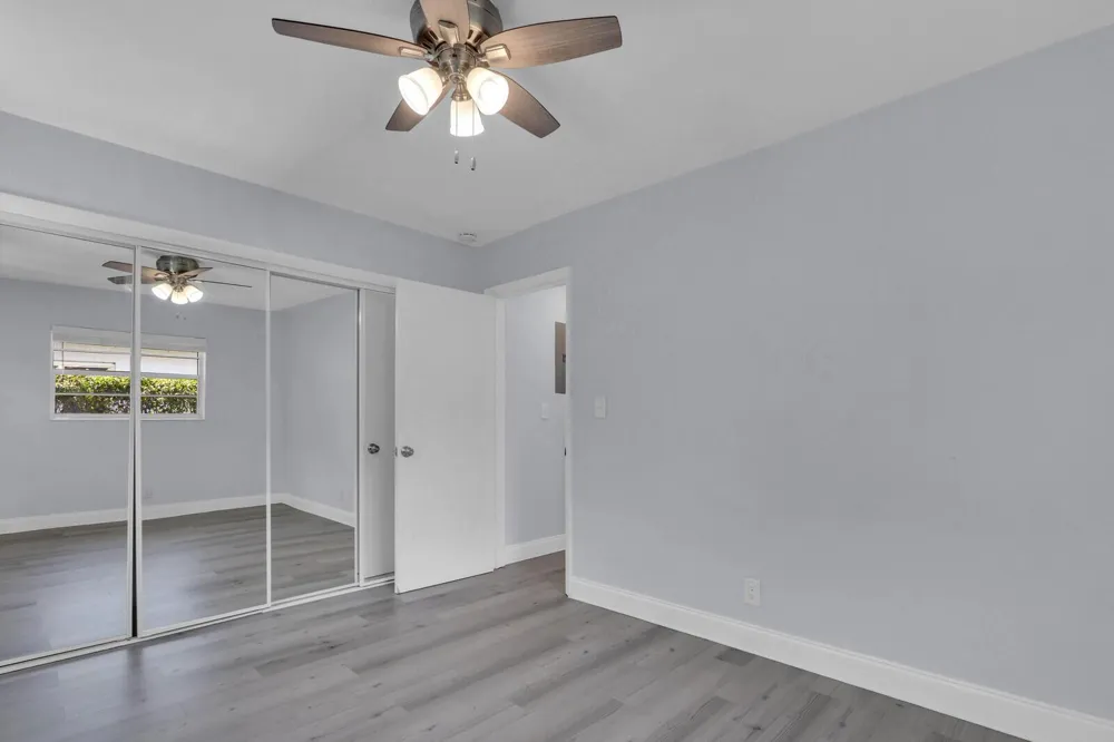 112 SANDAL LANE #4 Palm Beach Shores, FL 33404