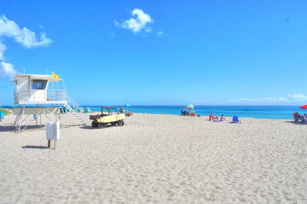112 SANDAL LANE #4 Palm Beach Shores, FL 33404