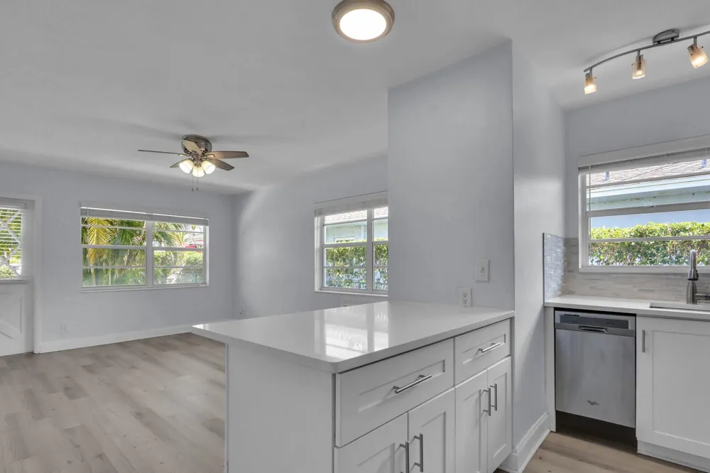 112 SANDAL LANE #4 Palm Beach Shores, FL 33404