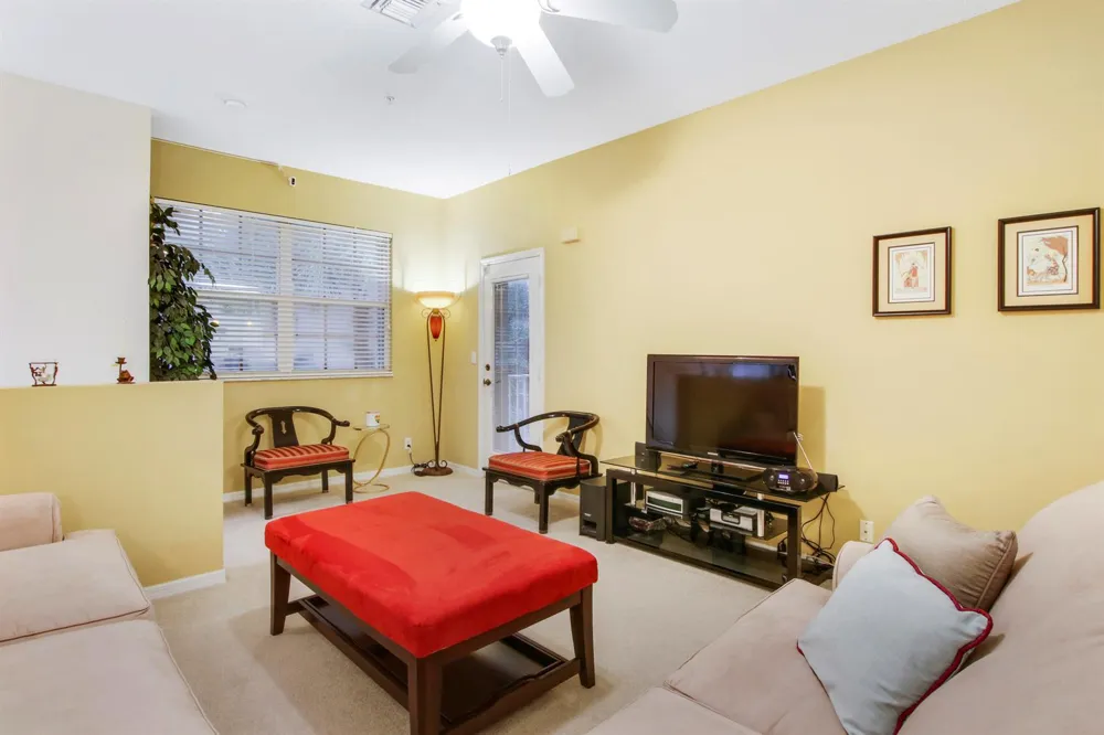 108 LIGHTHOUSE CIRCLE #B Tequesta, FL 33469