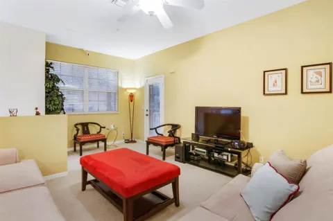 108 LIGHTHOUSE CIRCLE #B