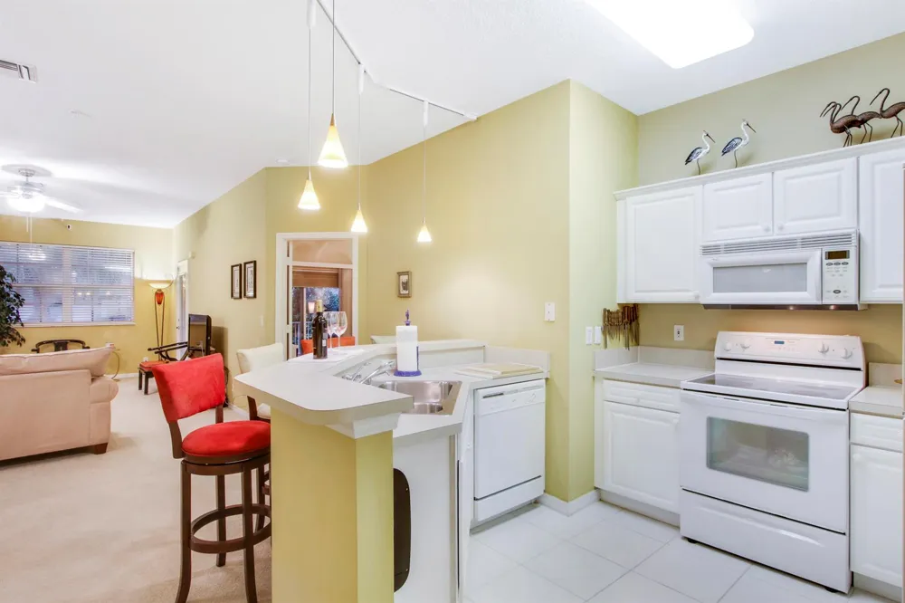 108 LIGHTHOUSE CIRCLE #B Tequesta, FL 33469