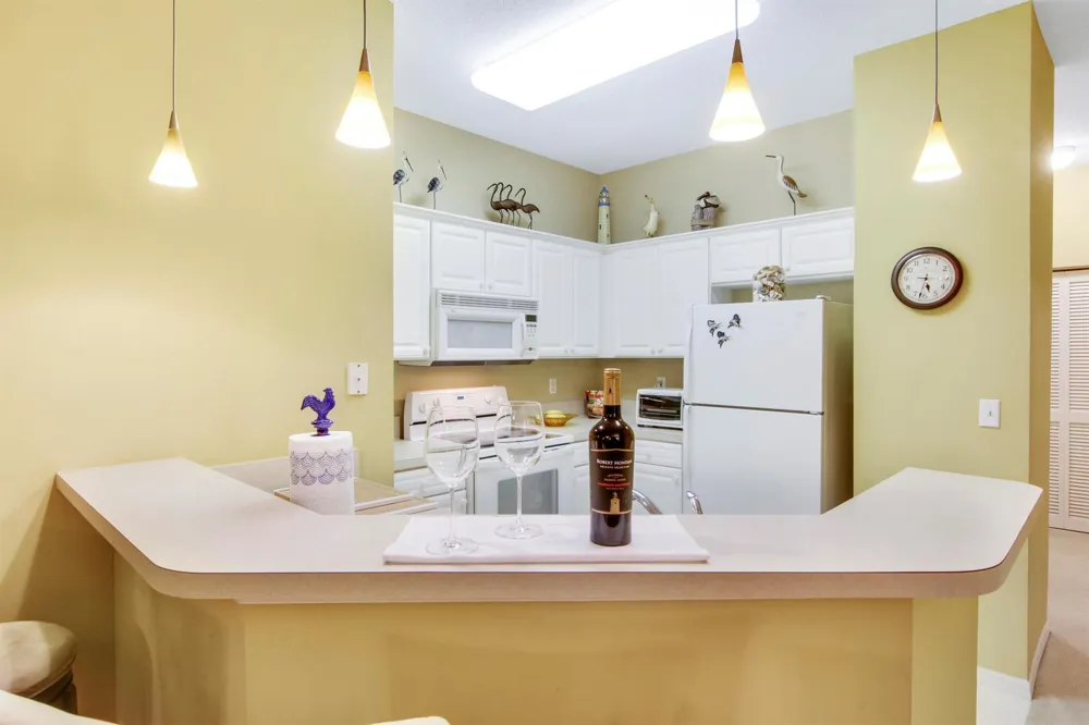 108 LIGHTHOUSE CIRCLE #B Tequesta, FL 33469