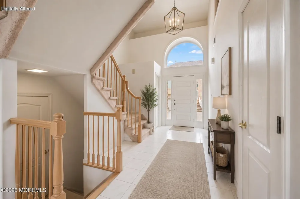 54 Torrey Pines Court Holmdel, NJ 07733