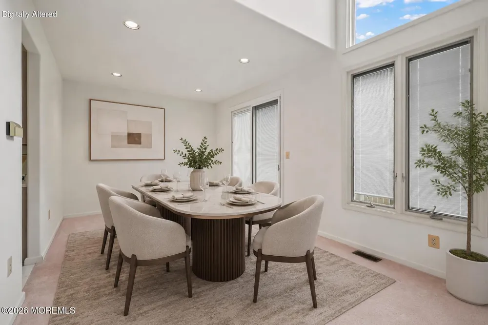 54 Torrey Pines Court Holmdel, NJ 07733