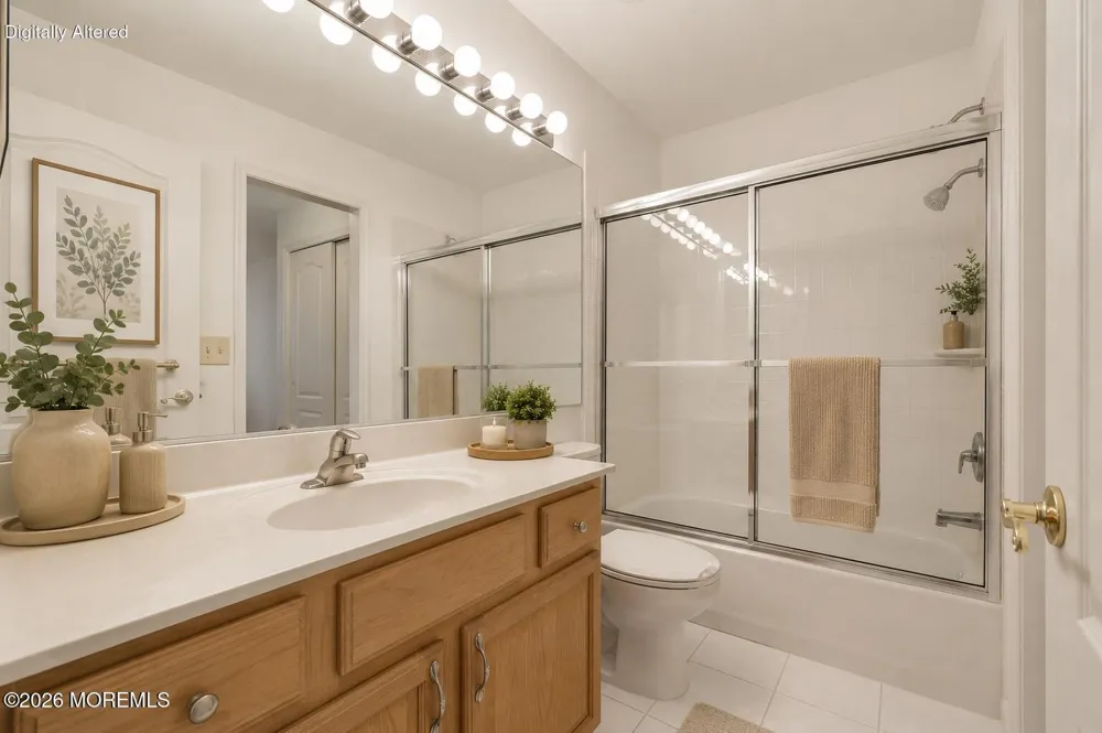 54 Torrey Pines Court Holmdel, NJ 07733