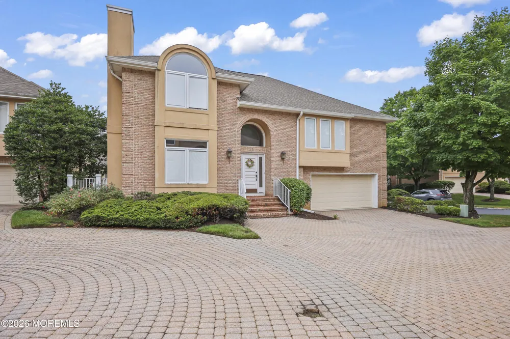 54 Torrey Pines Court Holmdel, NJ 07733