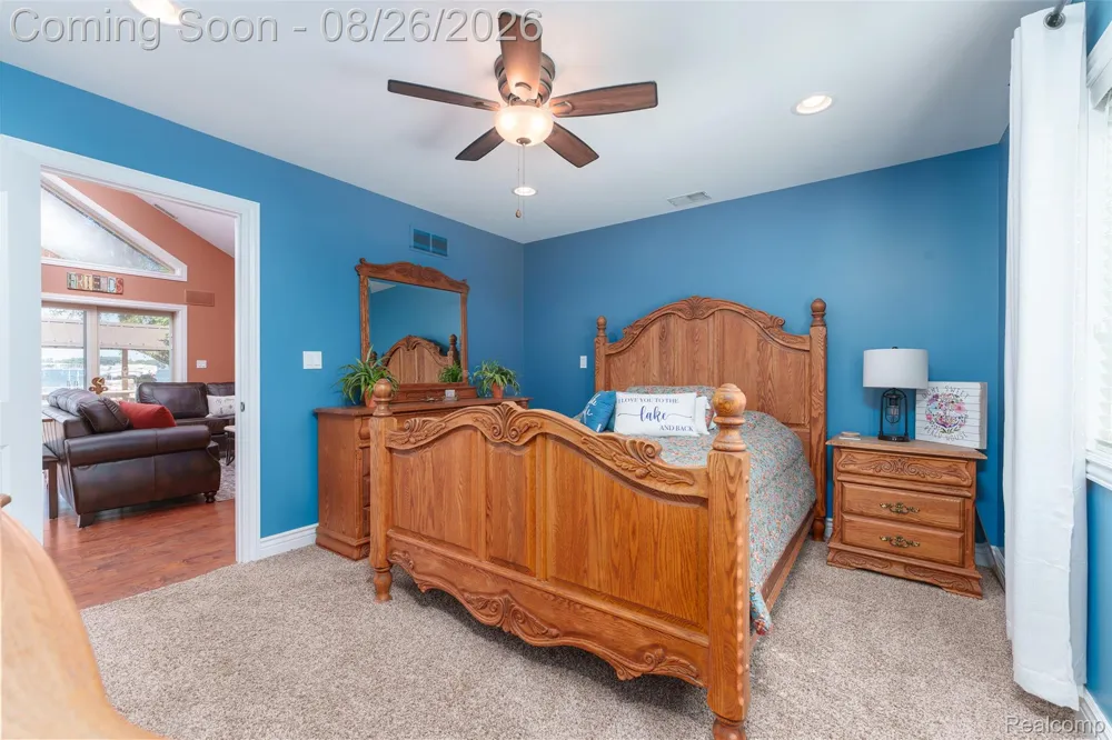 453 E Shore Drive Northfield Township, MI 48189