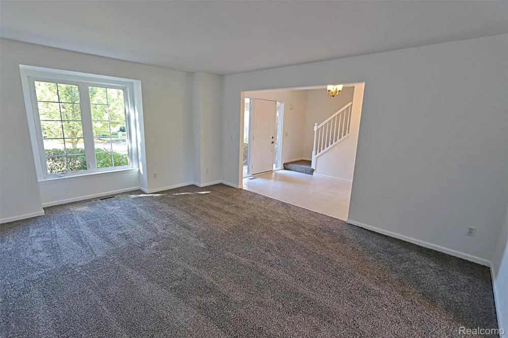 2320 Baltusrol Drive Commerce Charter Township, MI 48382
