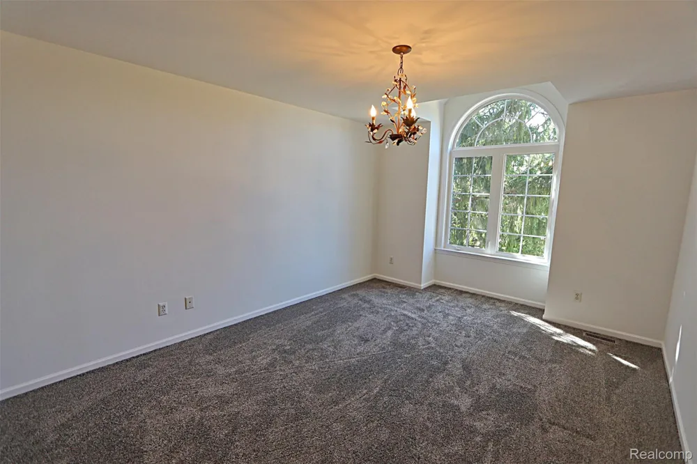 2320 Baltusrol Drive Commerce Charter Township, MI 48382