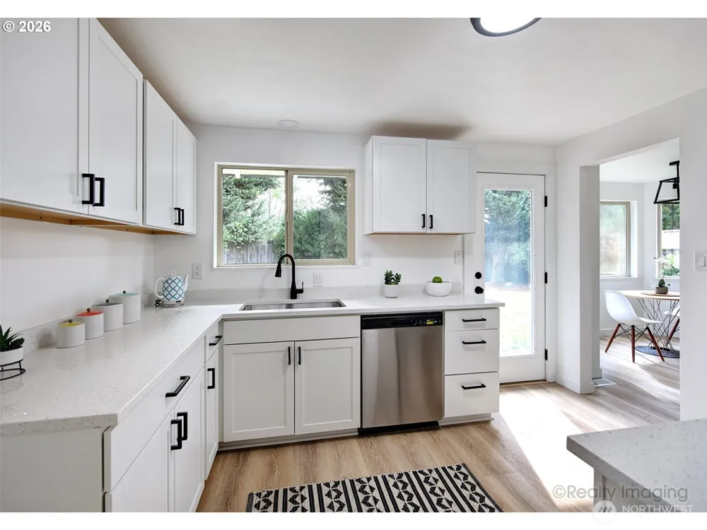 1060 Cowlitz View Court NW Castle Rock, WA 98611