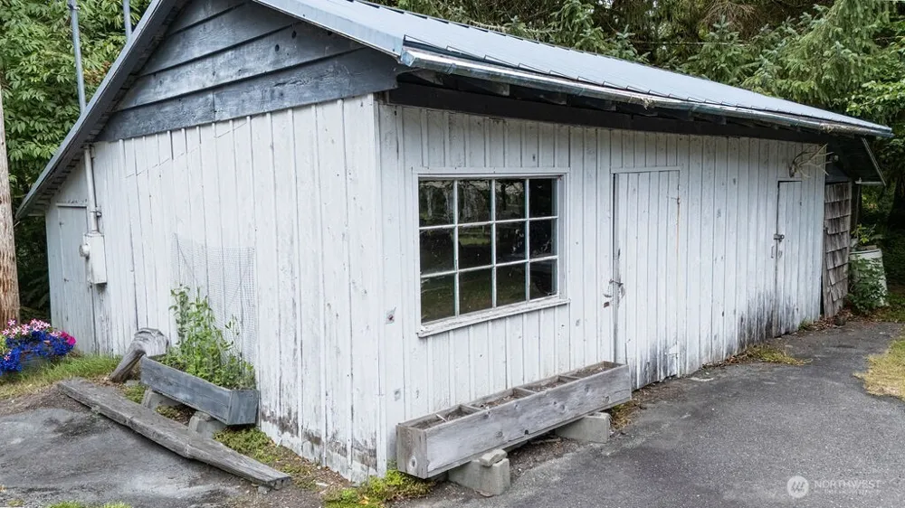 3192 Clearwater Road Forks, WA 98331