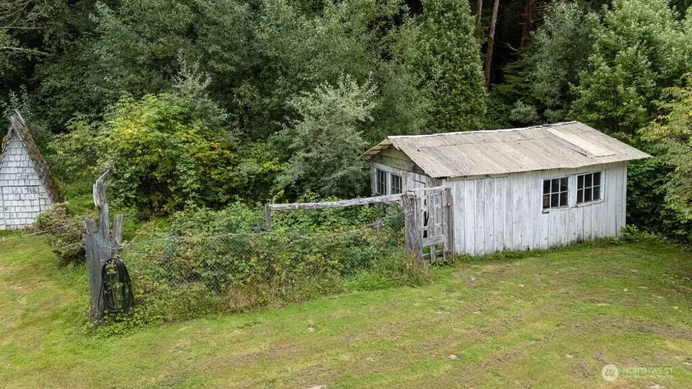 3192 Clearwater Road Forks, WA 98331