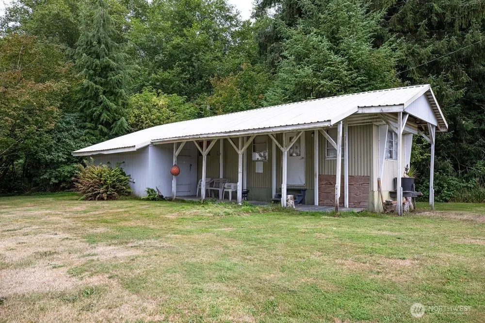 3192 Clearwater Road Forks, WA 98331