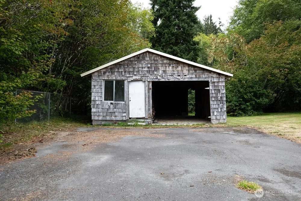 3192 Clearwater Road Forks, WA 98331