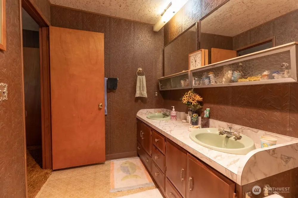 3192 Clearwater Road Forks, WA 98331