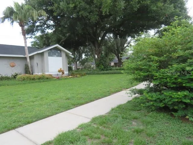 839 ROSEMERE CIRCLE Orlando, FL 32835