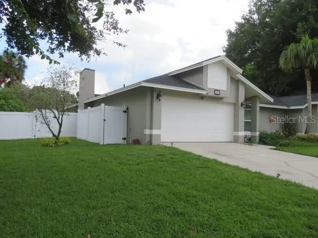 839 ROSEMERE CIRCLE Orlando, FL 32835