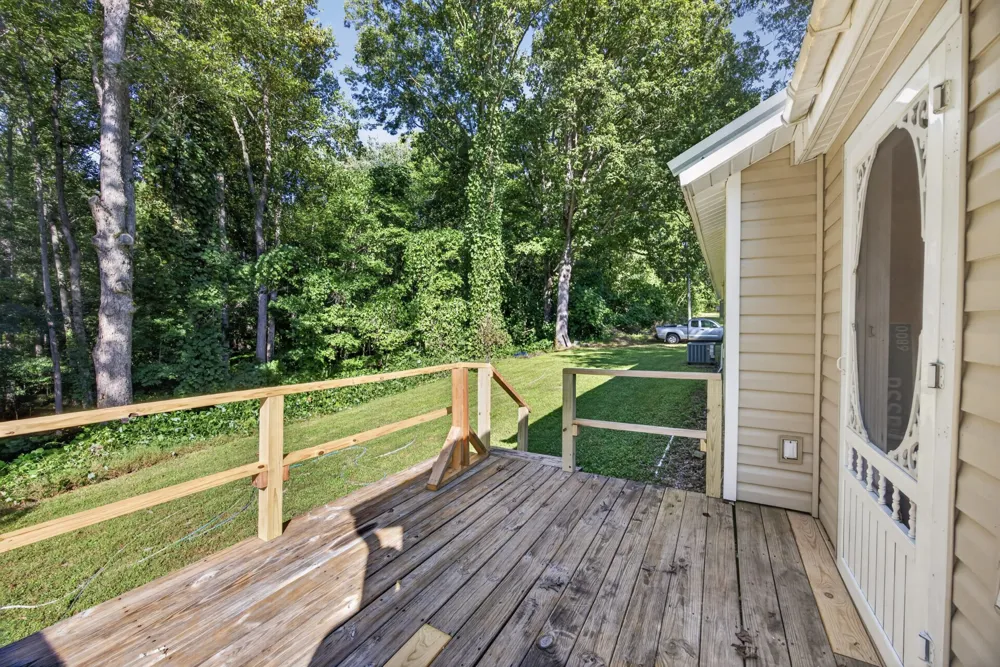 3613 Eastland Rd Sparta, TN 38583
