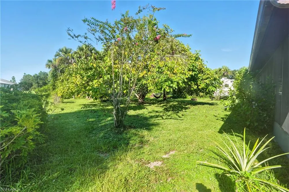 5006 Pike Lane Labelle, FL 33935