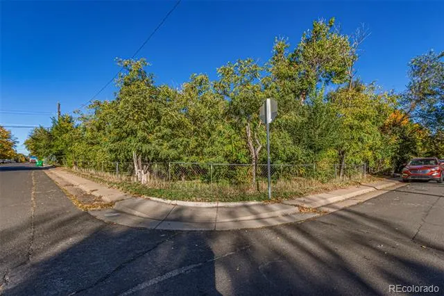 1209 Alton Street Aurora, CO 80010