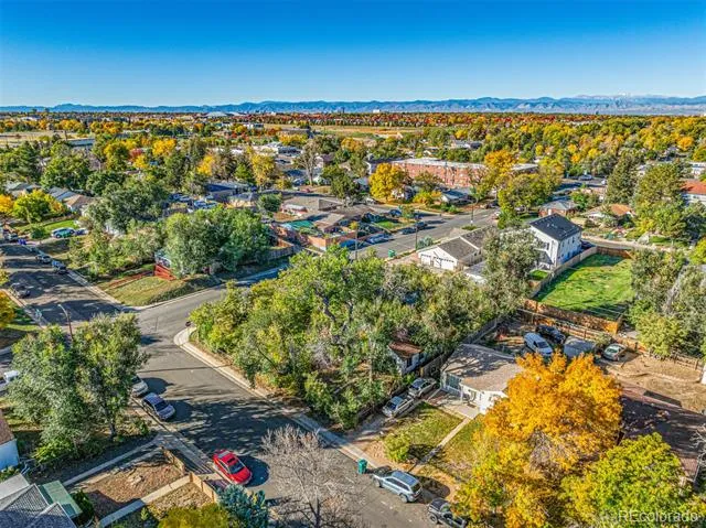 1209 Alton Street Aurora, CO 80010