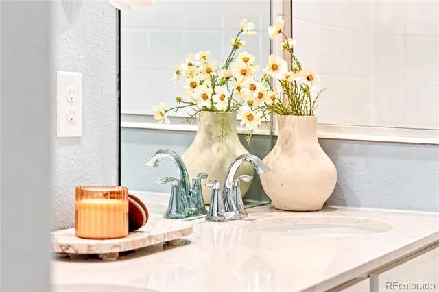 653 Thistle Place Lafayette, CO 80026