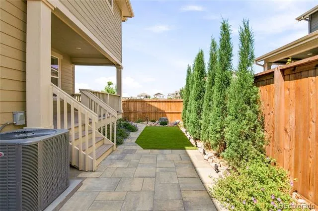 653 Thistle Place Lafayette, CO 80026
