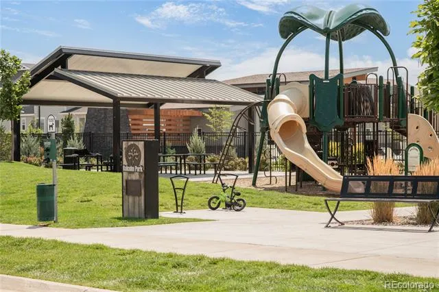 653 Thistle Place Lafayette, CO 80026