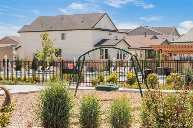 653 Thistle Place Lafayette, CO 80026