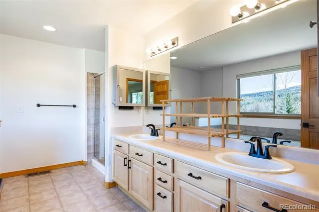 170 Allegra Drive #170 Silverthorne, CO 80498