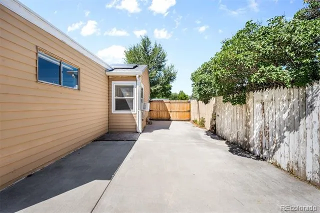 808 S Umatilla Way Denver, CO 80223