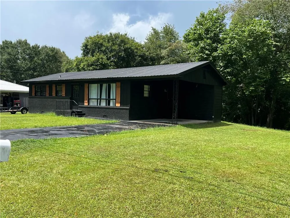85 Rollins Drive Summerville, GA 30747