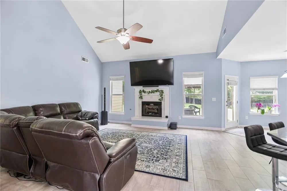 84 Blossom Lane Newnan, GA 30263