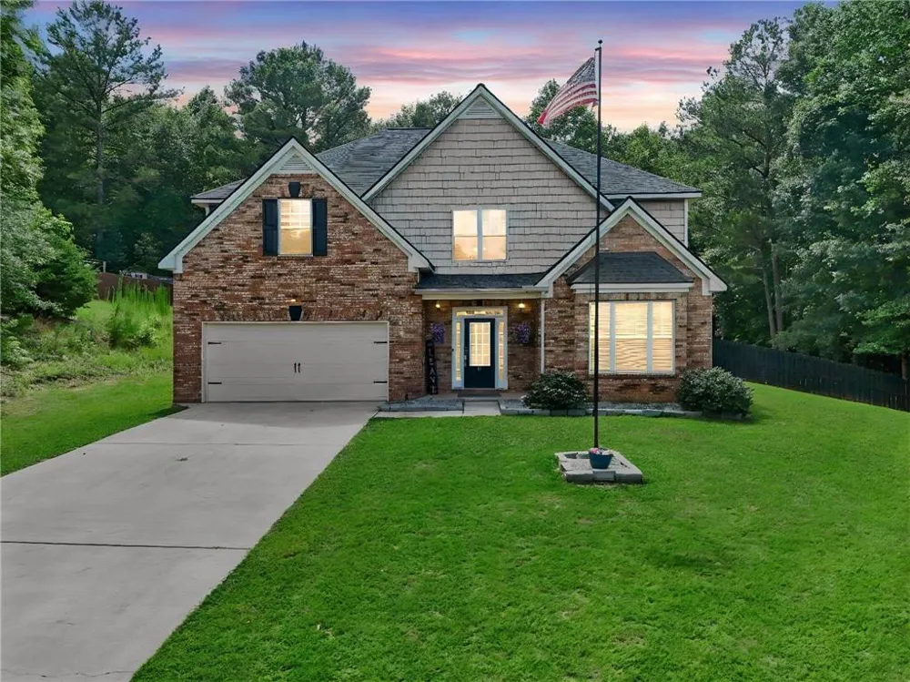 84 Blossom Lane Newnan, GA 30263