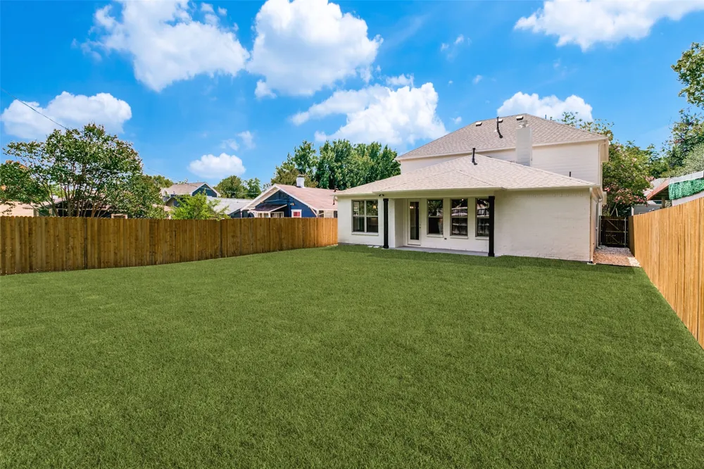 1609 Belle Place Fort Worth, TX 76107