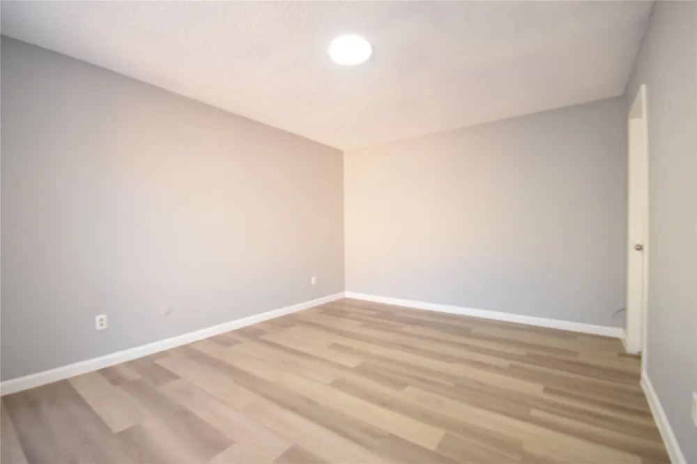 115 W Timberview Lane Arlington, TX 76014