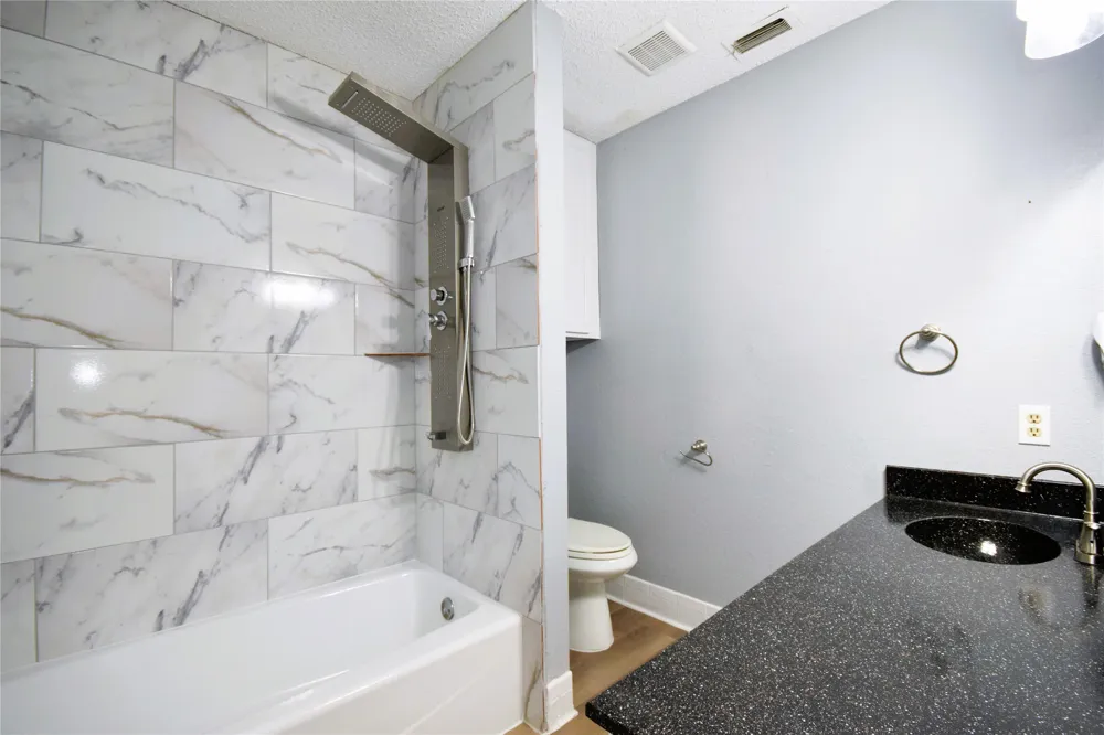115 W Timberview Lane Arlington, TX 76014