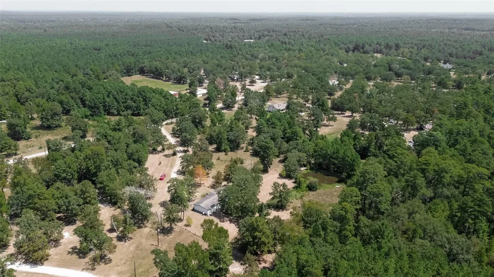 27 Pinedale Subd Rd Huntsville, TX 77320