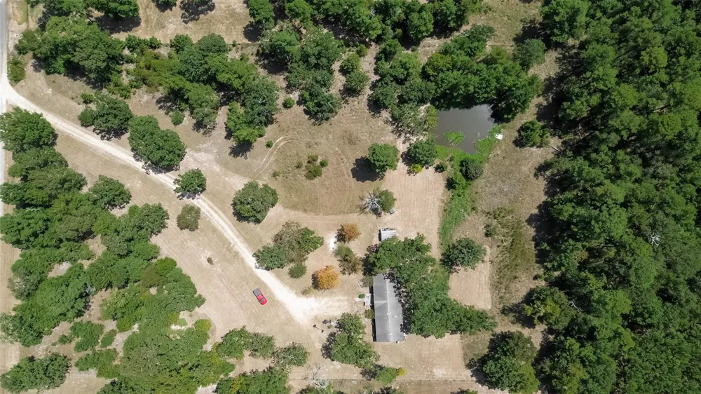 27 Pinedale Subd Rd Huntsville, TX 77320