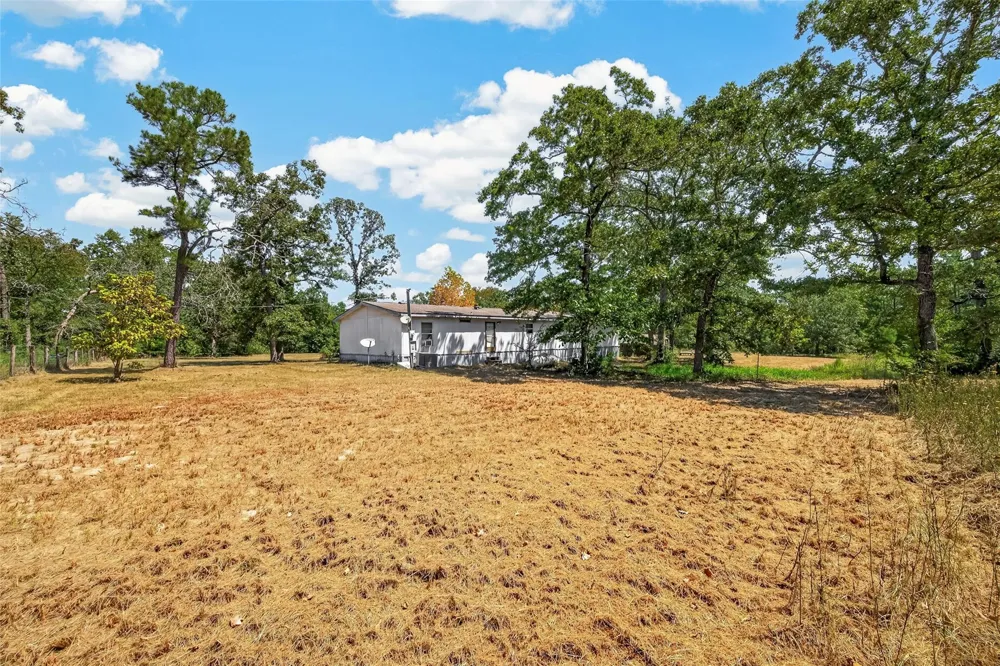 27 Pinedale Subd Rd Huntsville, TX 77320