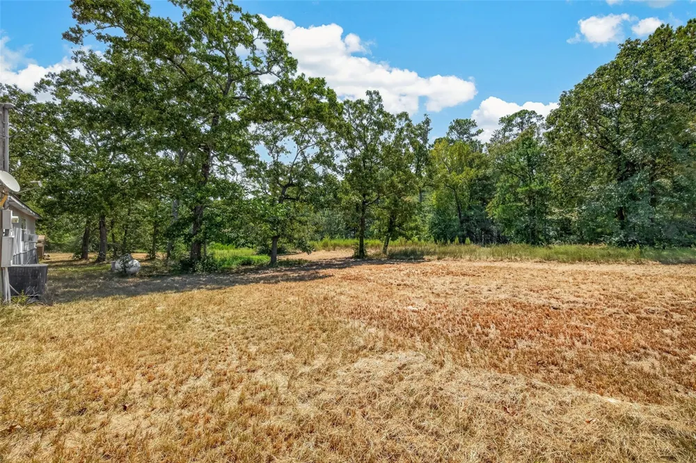 27 Pinedale Subd Rd Huntsville, TX 77320