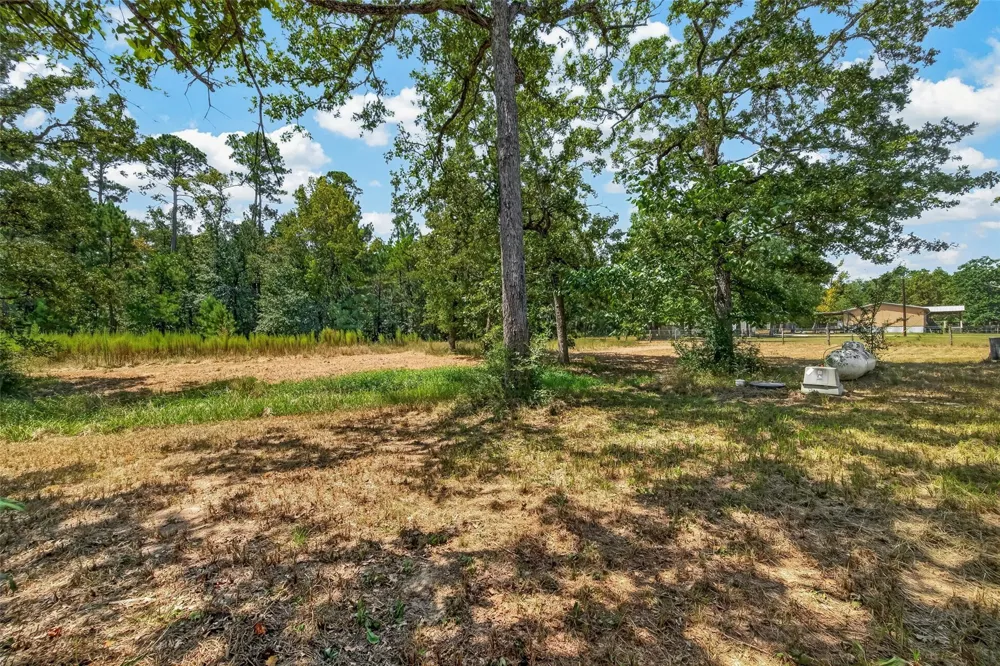 27 Pinedale Subd Rd Huntsville, TX 77320