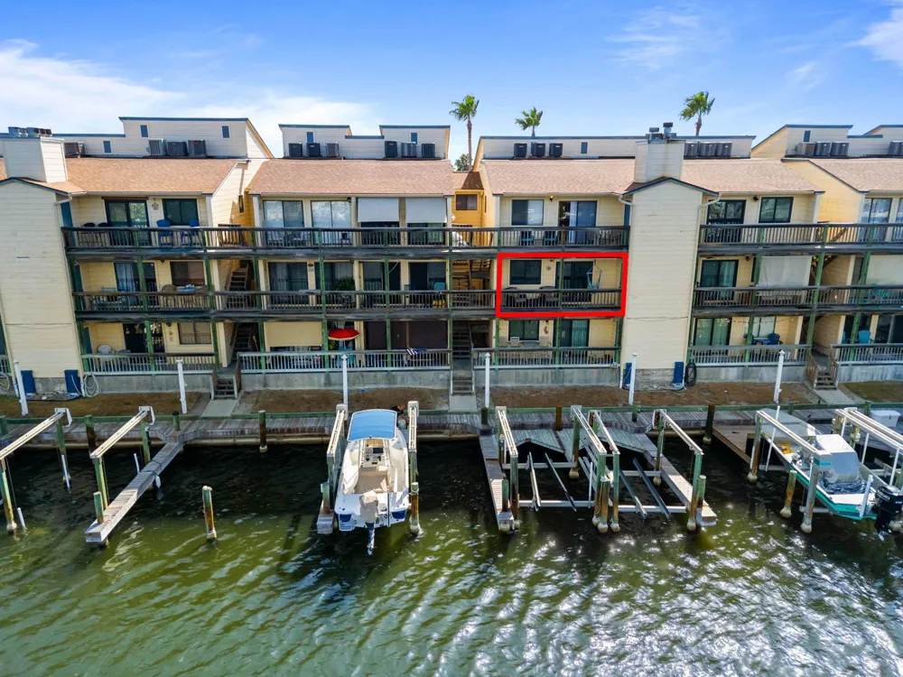 15425 Fortuna Bay Drive #204 Corpus Christi, TX 78418