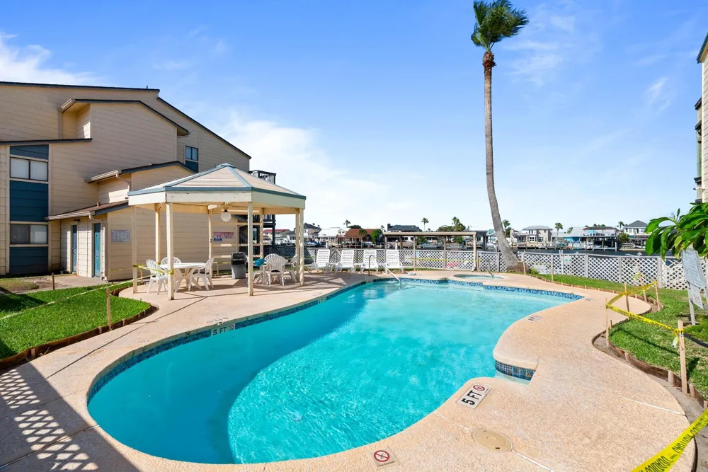 15425 Fortuna Bay Drive #204 Corpus Christi, TX 78418