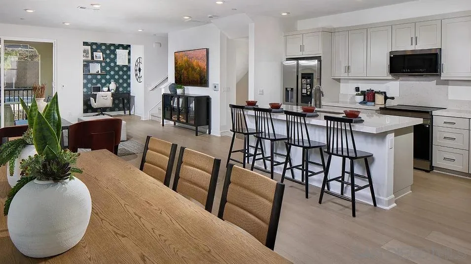 2701 Faye Dr San Marcos, CA 92078