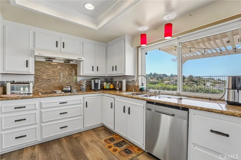100 Terraza San Carlos La Habra, CA 90631