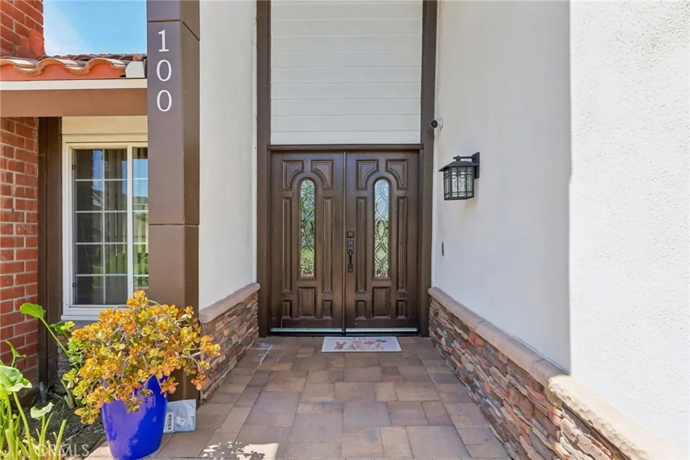 100 Terraza San Carlos La Habra, CA 90631