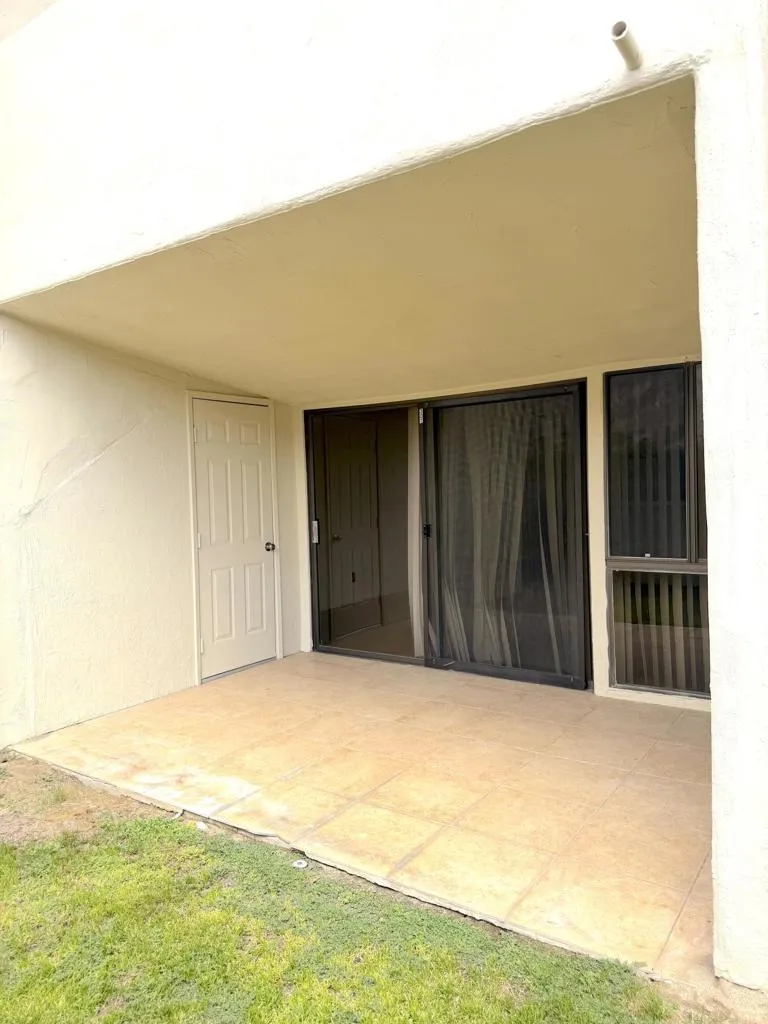 1655 E Palm Canyon Drive #307 Palm Springs, CA 92264