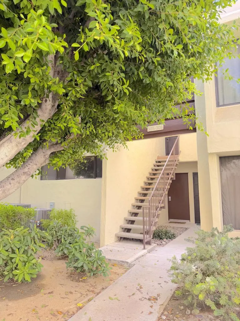 1655 E Palm Canyon Drive #307 Palm Springs, CA 92264